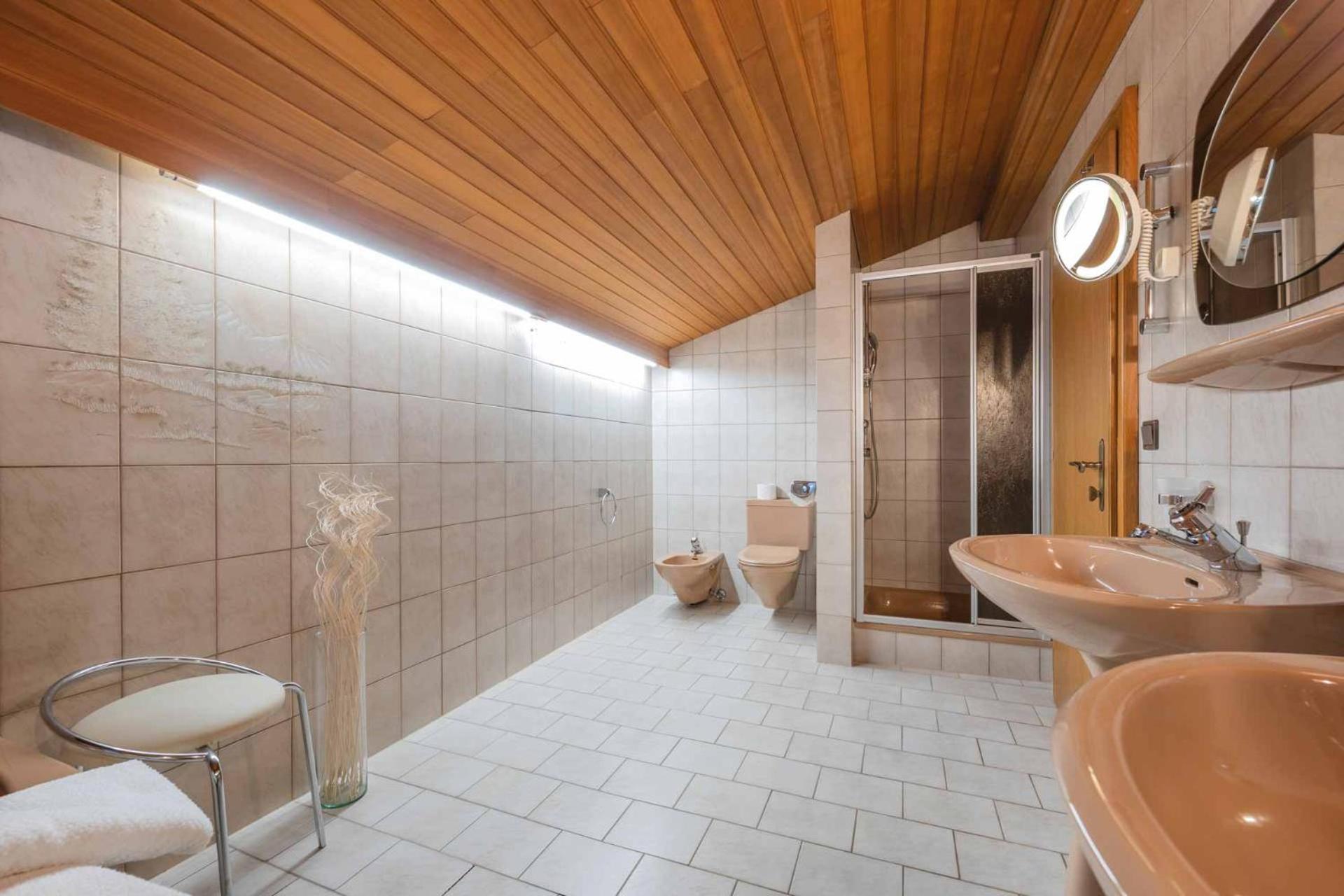Apartment Zum Landarzt Нойштіфт-ім-Штубайталь Екстер'єр фото